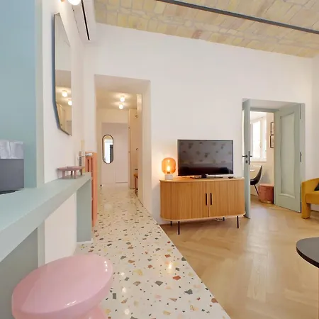 Ych-colorful And Classy Near Fori Imperiali Appartamento