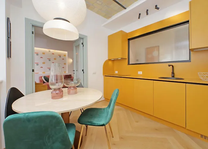 Apartman Ych-colorful And Classy Near Fori Imperiali Róma