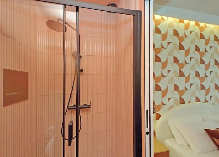 Ych-colorful And Classy Near Fori Imperiali