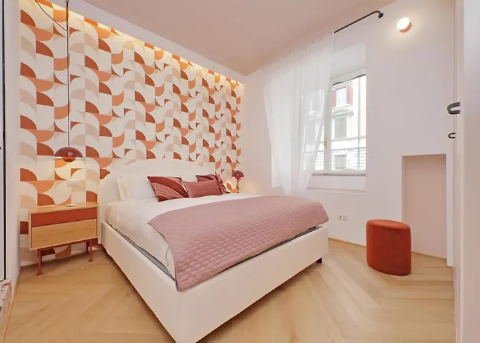 Apartman Ych-colorful And Classy Near Fori Imperiali